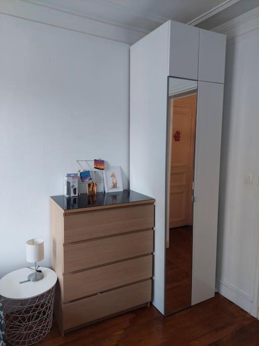 T2 Montparnasse Apartment